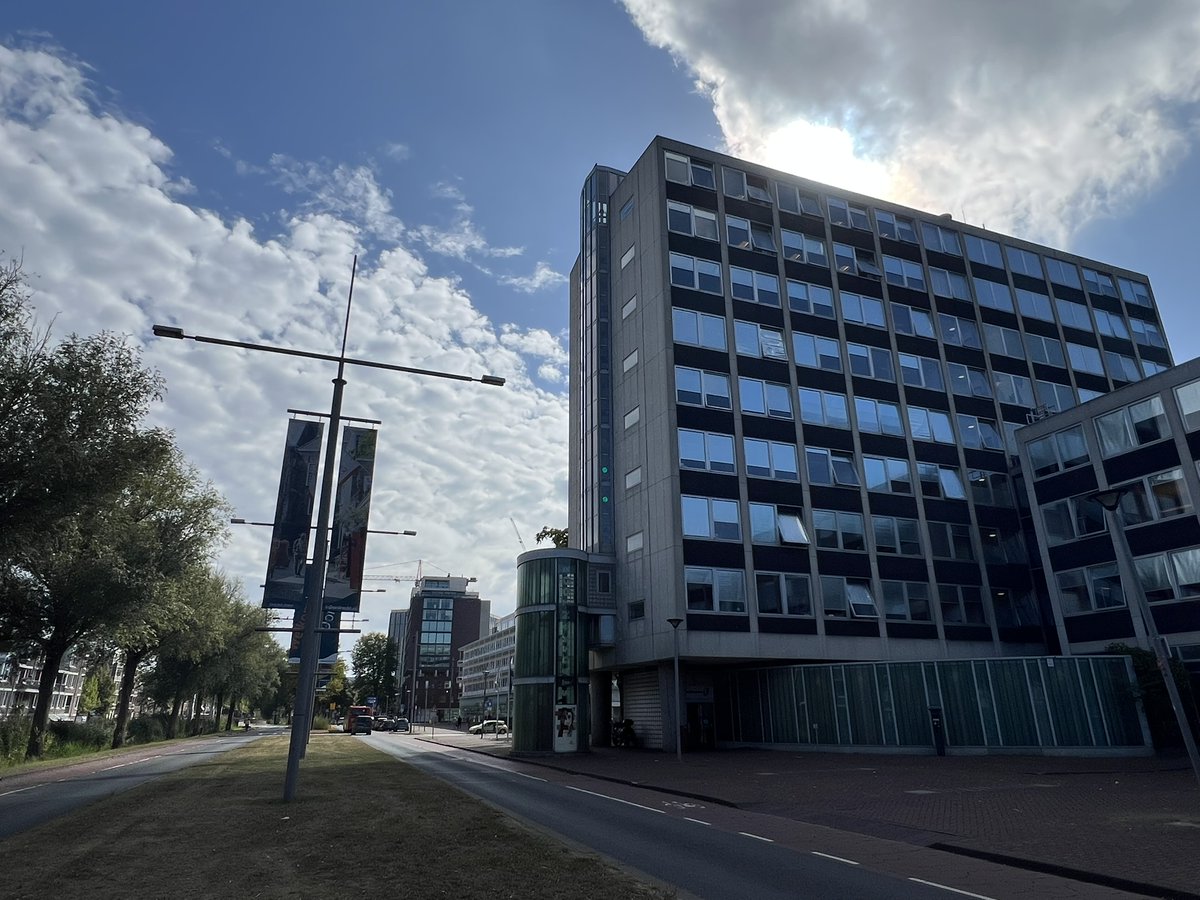 Vanavond op de agenda op de Dordtse Dinsdag in het Stadskantoor:
🔴Invoering nul-emissiezone
🔴Initiatiefvoorstel makkelijk thuisladen op straat 
Bekijk hier de hele agenda: 
raad.dordrecht.nl/Vergaderingen/…