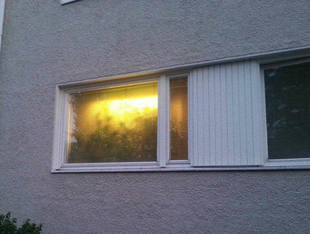 ScottDJBarton's tweet image. Can&apos;t believe my neighbours have their #christmastree up already