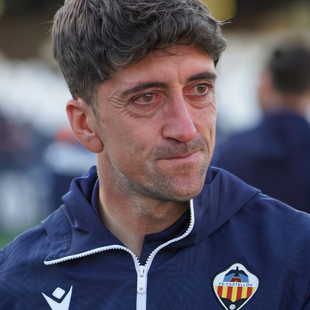 🚨 OFICIAL. Pablo Hernández se convierte en el nuevo entrenador del CD Castellón. El club apuesta por el técnico al que, hace solo unos meses, se le saltaban las lágrimas en Castalia por lograr el histórico ascenso del filial a Segunda RFEF. Se lo merece. Muchísima suerte, Pablo.