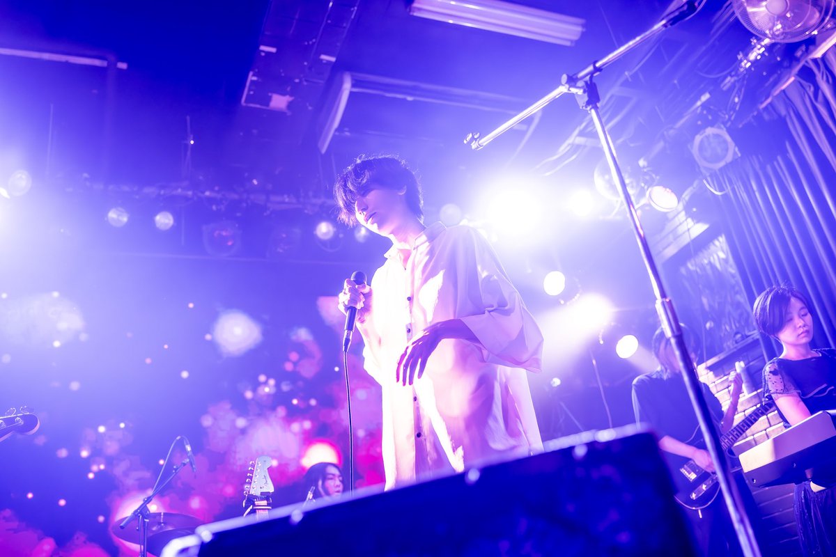 Uf_Keima's tweet photo. 「YS FES」
2025.09.13@WildSideTOKYO
〈Set list〉
1.Utopia
2.シティポップに揺られて
3.青の閃光
4.夜行船
5.Morning!
(Photo @pho_shi )
#unfinished #バンド #邦ロック #wildsidetokyo #YSFES https://t.co/3zbpLaRlqI