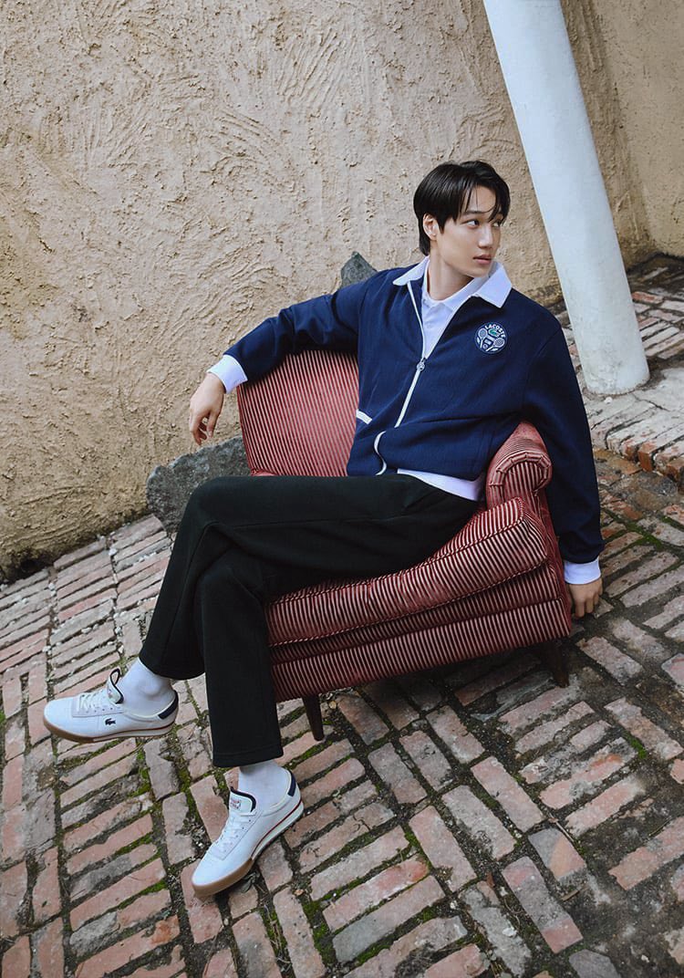 kaieyed's tweet image. pose girl