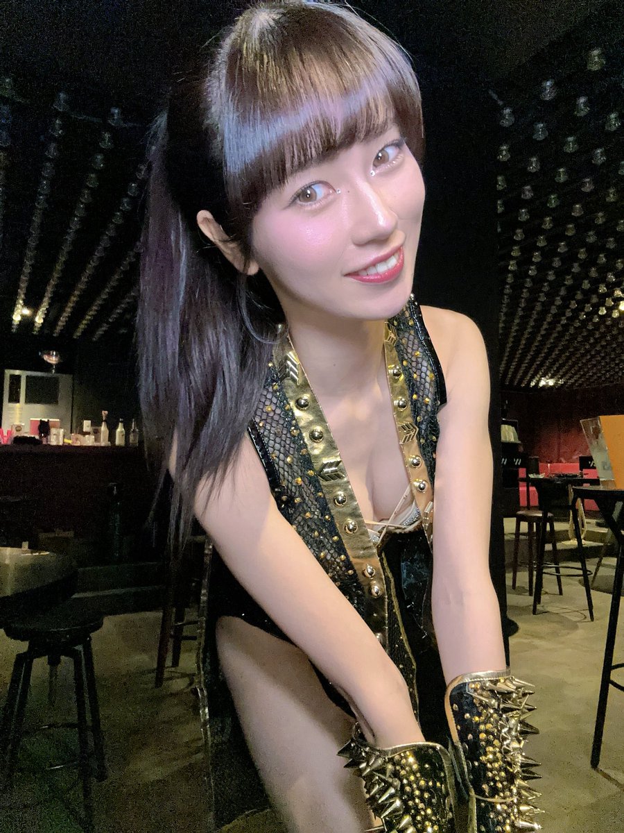 昨日京都キツネ来てくれたみんなぁ！！
ありがとう🥹💕楽しすぎたね！！飲みすぎたね！！🤭笑また選抜呼ばれたいなぁ本当に楽しかったぁ✊🏻✨それもこれも、来てくれたみんなのおかげだ。。！本当にありがとう！！
#すぱすぱ
#KITSUNEKYOTO 
#スーパースパーク東京