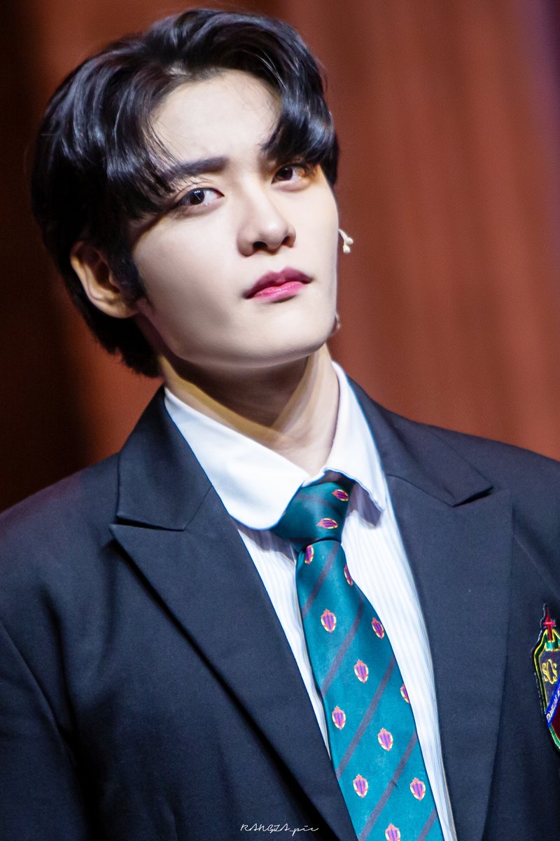 250914 #베어더뮤지컬 무대인사

피터 #홍기범