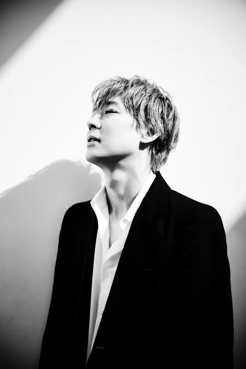 Hwaiting_News's tweet photo. PARK YUCHUN(パク・ユチョン)、日本1st写真集発売決定！「感情の表現が広くなった僕の姿を見てほしいです」【本人コメントあり】

🔗https://t.co/Zi5eoP7pUf

#ユチョン #PARKYUCHUN #YUCHUN #Hwaiting #ファイティン https://t.co/V4kBUPL08P