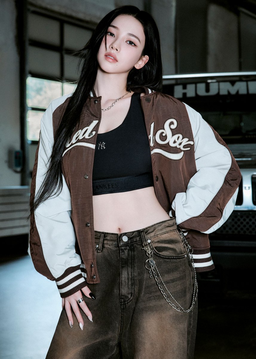 MLB ต้อนรับลมหนาวด้วยแฟชั่นเซ็ต “คาริน่า” วง aespa ถ่ายทอดสไตล์สุดเท่คอลเลกชัน FALL / WINTER 2025 

#KARINA #카리나 #คาริน่า
#aespa #에스파 
#MLBWITHKARINA 
#MLBCREW #MLBTHAILAND 
#MLBCREWTH

MLB (@MLB_TH) ต้อนรับลมหนาว ด้วยคอลเลกชัน FALL / WINTER 2025 โดยมีแบรนด์แอมบาสเดอร์ของ