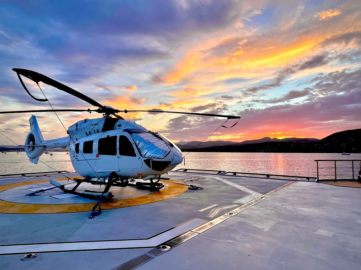 🚁 ¡𝗡𝘂𝗲𝘃𝗼 𝗲𝗽𝗶𝘀𝗼𝗱𝗶𝗼! 🚁
E17 - Miguel Ropero: piloto VVIP en un megayate
¿Imaginas surcar, al servicio de superricos y estrellas, los rincones más exclusivos del planeta?
promocards.byspotify.com/api/share/dbdd…
<a href="/controladores/">😉Controladores Aéreos 🇪🇸</a> <a href="/Sr_JOF/">Javier Ortega Figueiral</a> <a href="/AeroviaPodcast/">Aerovía: tu pódcast de aviación en español</a>