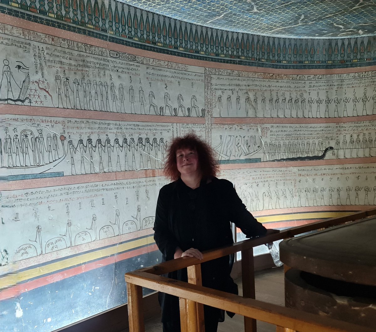 😍Inside Tuthmosis III's burial chamber, both in #Egypt &amp; #Bolton with their exact replica at
discover.matterport.com/space/AJk3xWK8…
via <a href="/FrontRowLive/">Front Row</a> 
Join us in person <a href="/BoltonLMS/">Libs and Museums</a> to find out about the tomb, its wall scenes &amp; the workers who created it
eventbrite.co.uk/e/boltons-egyp…
(image: R.Haxby)