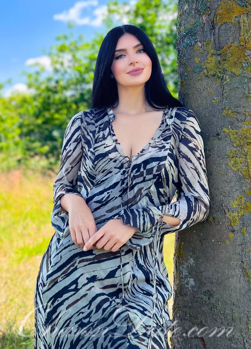 CharmDate's tweet photo. #GirlOfTheDay "I'm an interior designer - I love creating comfort and beauty around me. But now I'm looking for an atmosphere not in a room, but between two people." --- Yana
More pics on https://t.co/2G2sjlDgUh https://t.co/o9Dq2hksqu