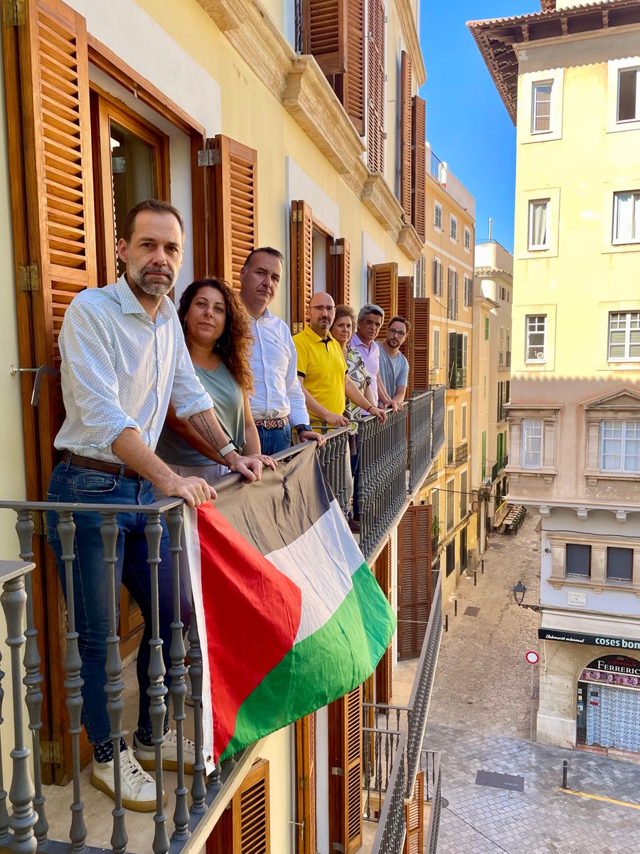 El genocidi a Gaza exigeix valentia i compromís.

Palma no pot mirar cap a una altra banda.

Proposam que Palma s’agermani amb Gaza i faci un pas ferm en defensa dels drets humans i la dignitat.

Més info 👇👇👇
ca.psoepalma.com/post/el-psoe-p…