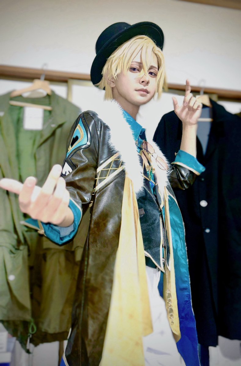 ❤️‍🔥【初投稿、初出し】❤️‍🔥

最近コスプレ復帰しました‼️
池ハロ参加予定で楽しむ為にも交流できるお友達たくさんできると嬉しいです‼️

アベンチュリン🦚で参加予定‼️

⚠️宅コス/Cosplay

 #コスプレイヤーさんと繋がりたい 
 #カメラマンさんと繋がりたい 
 #スタレレイヤーさんと繋がりたい