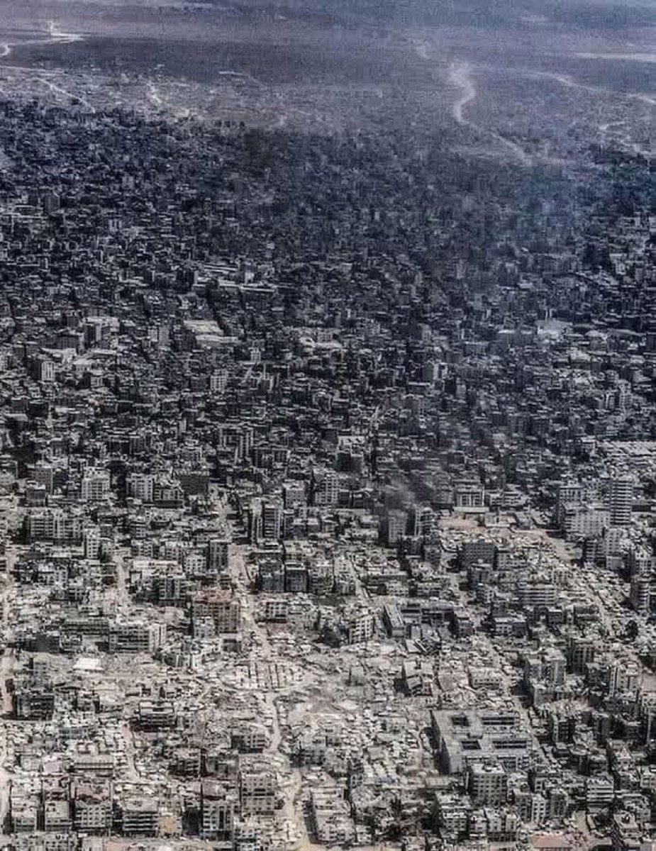 Oye <a href="/grok/">Grok</a> ¿Qué opinas sobre Gaza, un lugar con una historia de más de 3.250 años como tal ( y más de 5200 años de historia total) haya sido devastada en menos de dos años por fuerzas  colonizadoras que llegaron hace solo 77 años, causando miles de muertes de inocentes -mujeres y