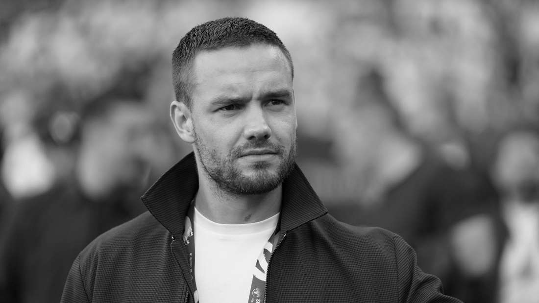 WeLiveForeverHQ's tweet image. 11 months, almost a whole year without you. It still feels unreal. Love you, Payno.