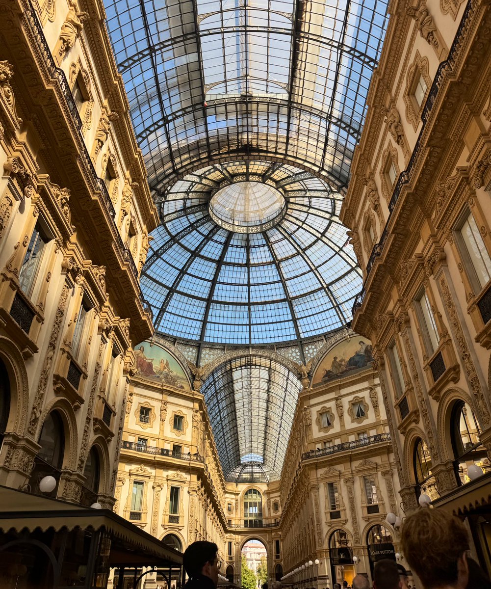 Matchday in Italy! UCL is back.

🔜🇮🇹🇩🇪