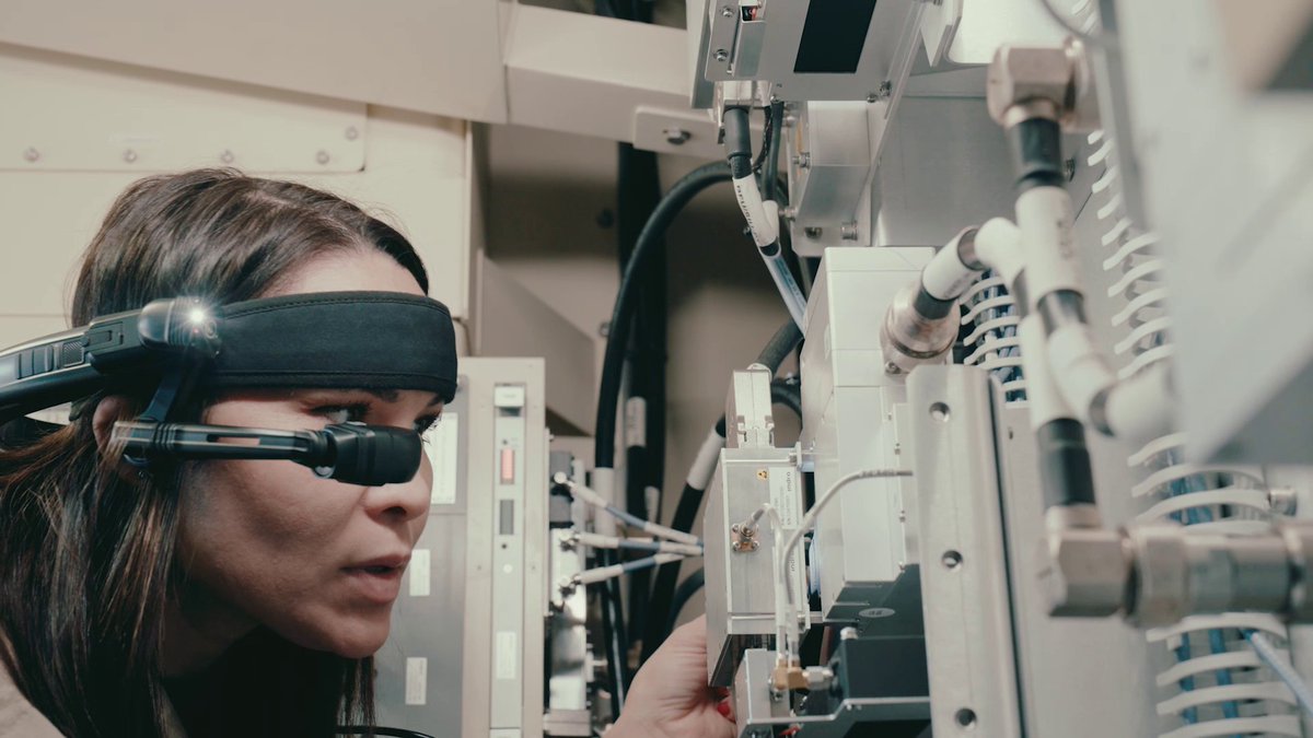 Desarrollamos una solución de soporte remoto que podrá prestar asistencia técnica especializada en el mantenimiento de plataformas y sistemas de defensa terrestres, navales y aéreos, con el objetivo de asegurar su máxima disponibilidad y operatividad 🙌
🔗indracompany.com/es/noticia/ind…