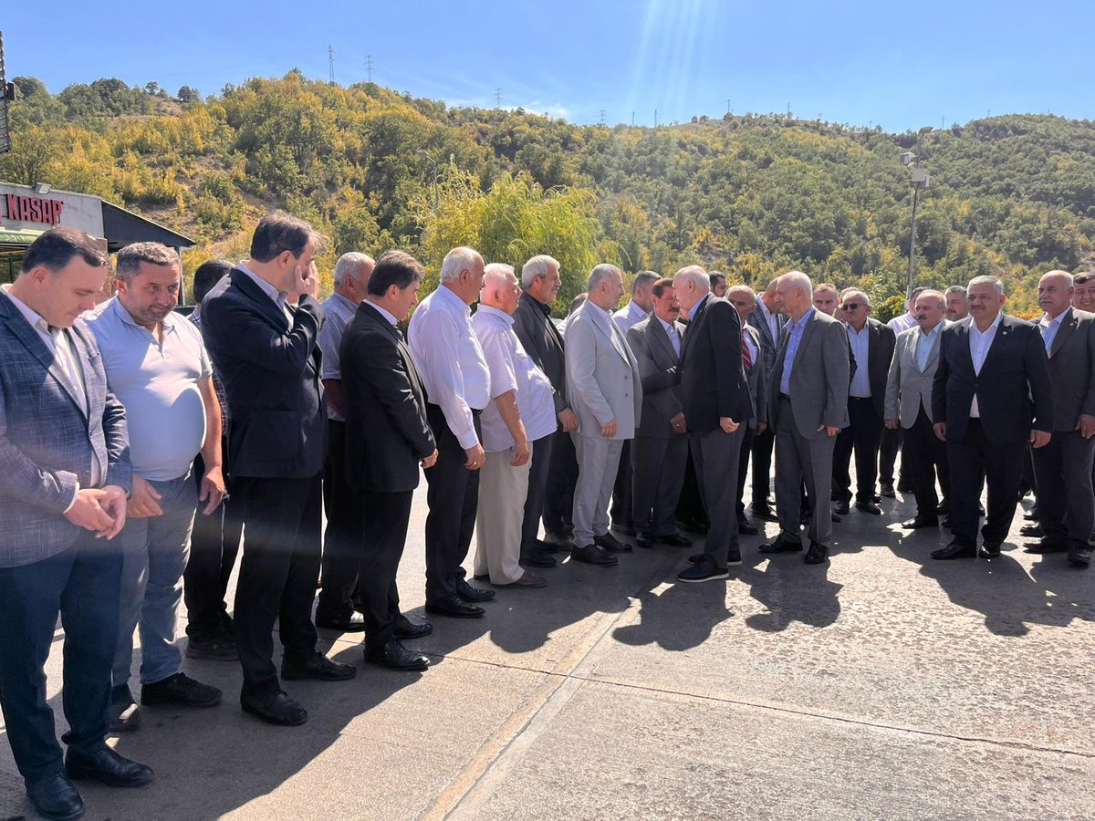 Samsun ve Sinop programımızın ilk durağında Samsun’un Havza ilçesine geldik. Çiftçilerimizin sorunlarını yerinde dinleyecek, çeşitli ziyaret ve temaslarda bulunacağız.