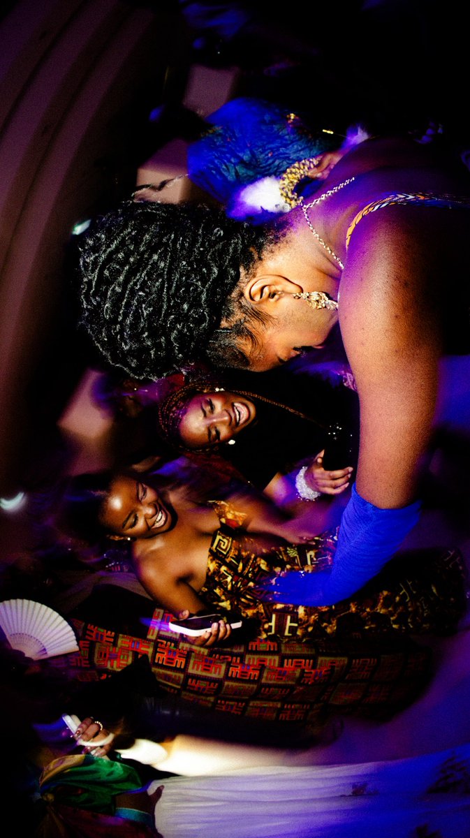 wwallybeetles's tweet photo. These Afroball photos are gonna feed generations https://t.co/l5QewY161x