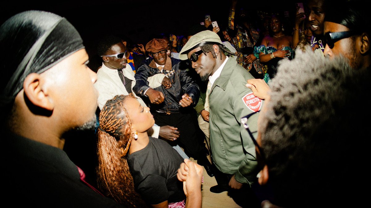 wwallybeetles's tweet photo. These Afroball photos are gonna feed generations https://t.co/l5QewY161x