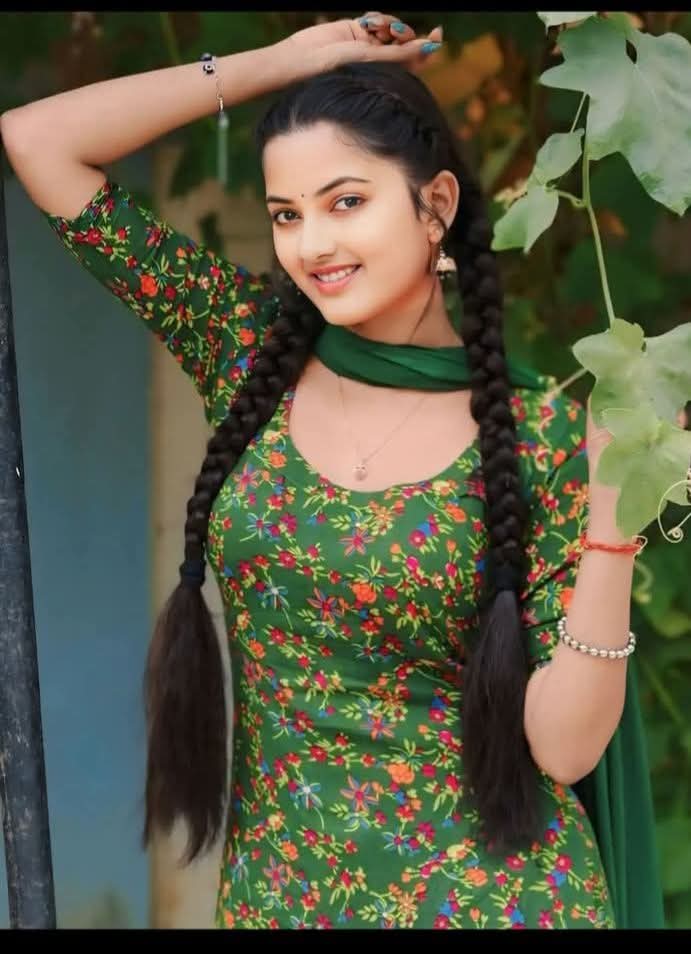 कुछ स्पर्श वासना पूर्ति के लिए नहीं,,बिलखती हुई रूह के लिए भी होते हैं,,!!🥀🥀

💗💗