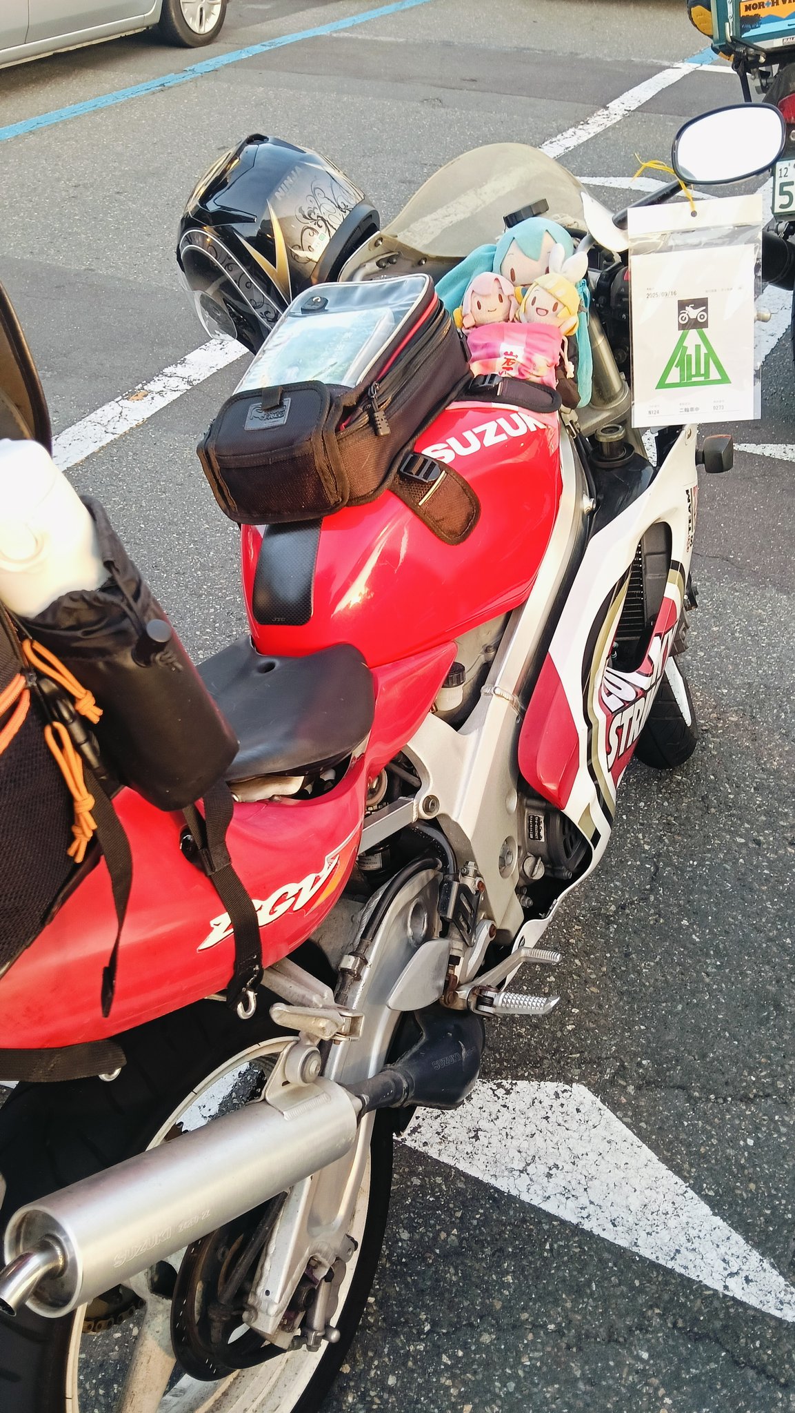 Hide🎸🏍️❄ on X: 