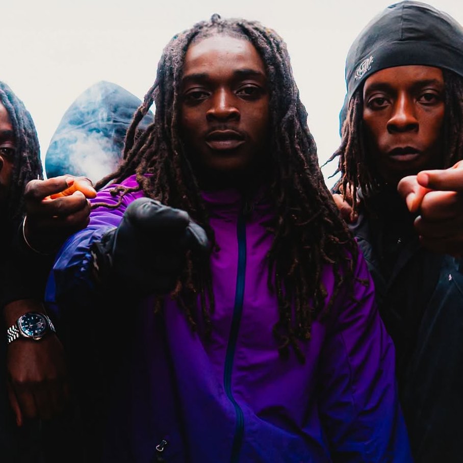 ⛓️‍💥 LA RVFLEUZE depuis sa sortie de prison en mars :

✅​ Serrure #4
✅​ P.I.B
✅​ Tie break
✅​ K.A.T x GAZO
✅​ Serrure #5
✅​ Lewis Hamilton
⌛ Feat avec LETO
⌛ Feat avec JRK 19

200k auditeurs/mois ➡️​ 2 millions auditeurs/mois