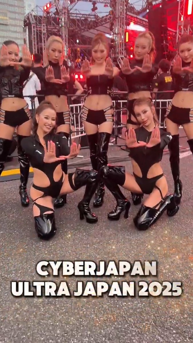 G09e1H0aEAIZdYe.jpg