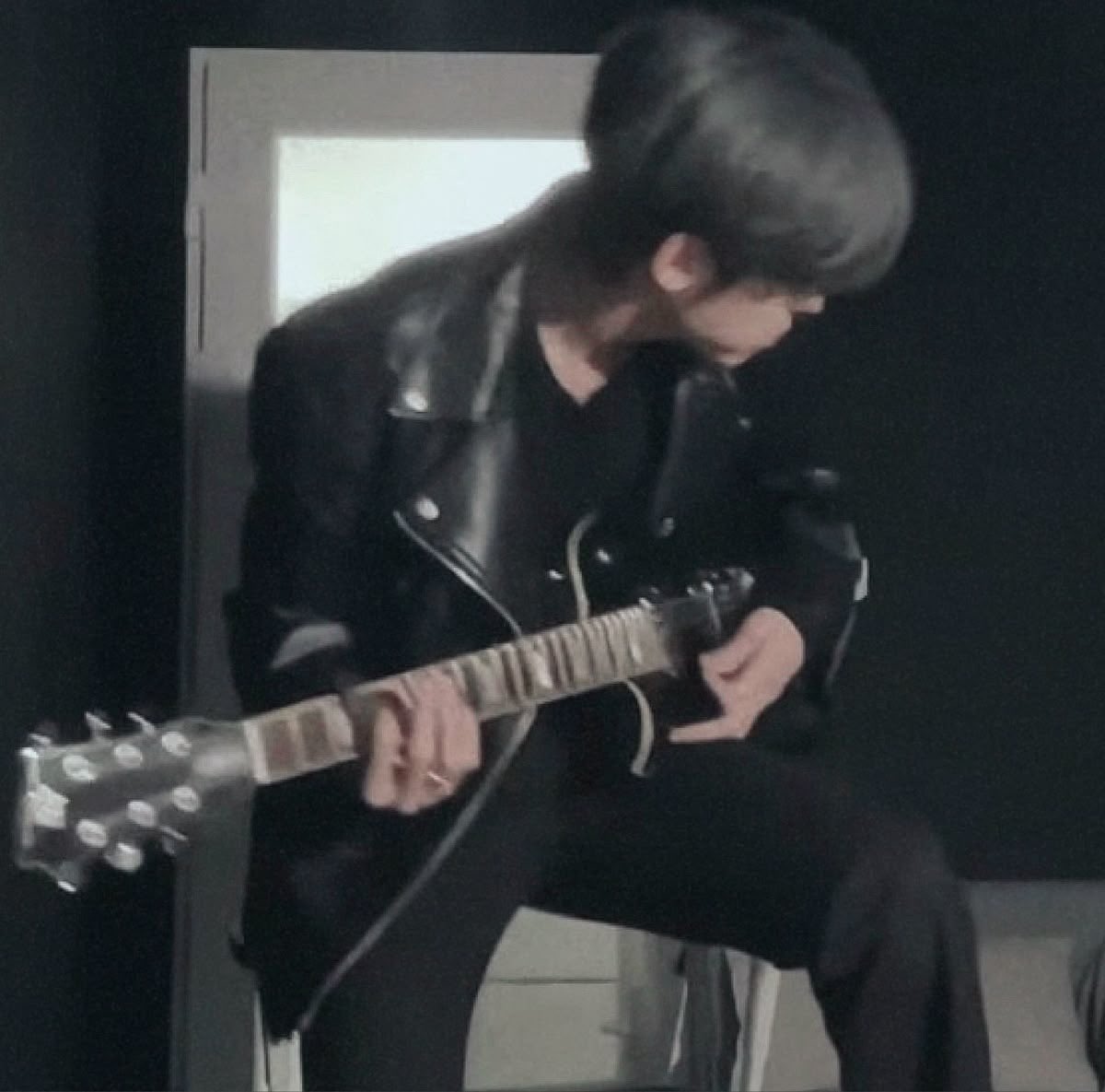 pvrisms's tweet image. ᅠ
ᅠᅠ
ᅠ
⠀⠀   ⠀⠀⠀    ⠀  
⠀⠀            ⠀    沈珺 SHEN JUN. 
⠀⠀  ⠀⠀ ⠀ ⠀   pan, nsfw, mdni.
                         soundcloud artist au.
                         like / rt to be mutuals.

ᅠ
ᅠ
ᅠ