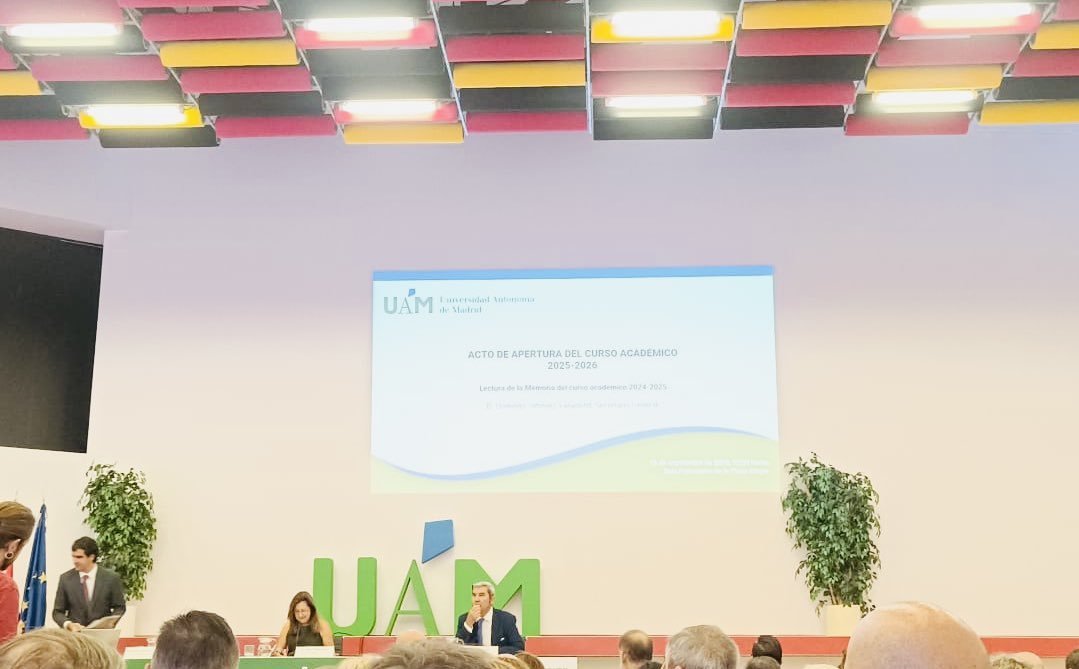 🙌Otro curso universitario más que comienza oficialmente: Acto de Apertura del Curso Académico 2025-2026 en la <a href="/UAM_Madrid/">UAM Autónoma Madrid</a> 
#SomosUAM 💪🏻🫶