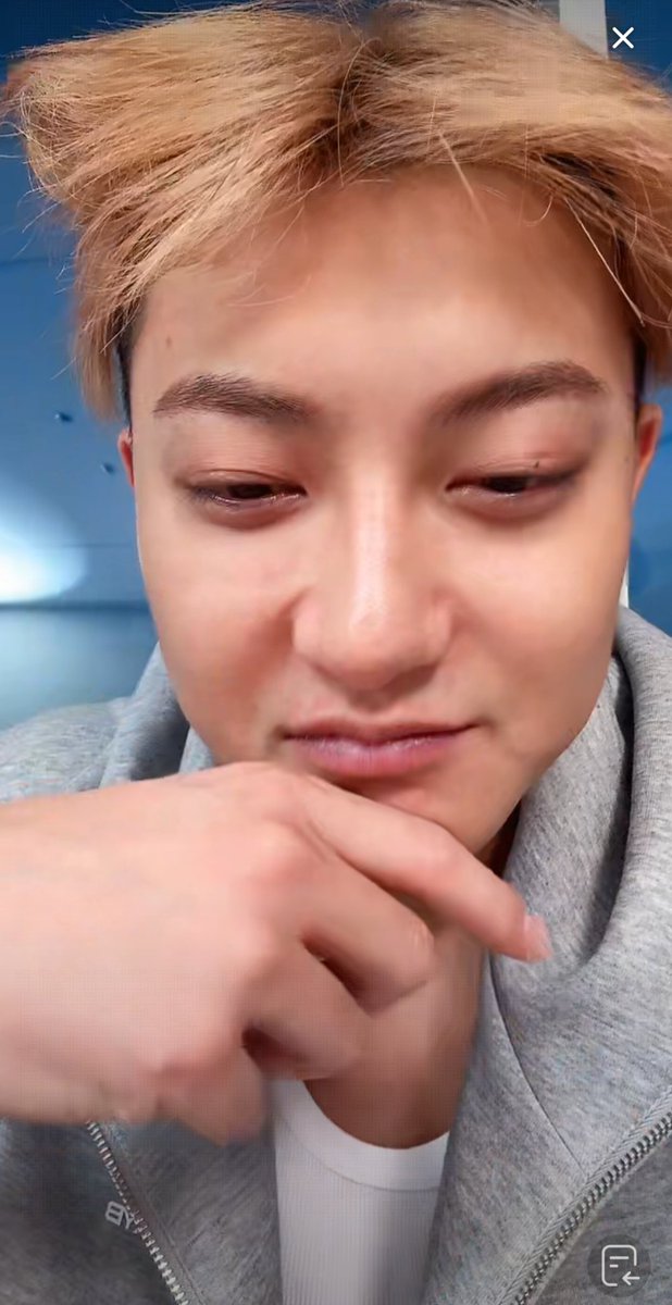 250916 #ZTAO's livestream has started
Live Link: v.douyin.com/gP07dXObzxw/
#HuangZitao #黄子韬 #타오 #タオ