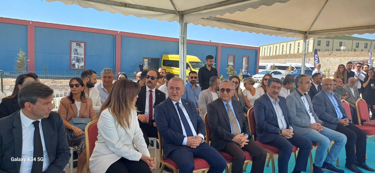 Yönetim Kurulu Başkanımız Suat Öztürk, Elazığ Valisi Numan Hatipoğlu ve kurum müdürleri bölgemizde faaliyete başlayan MPlus Türkiye Elazığ lokasyonunun açılış programına katıldılar.