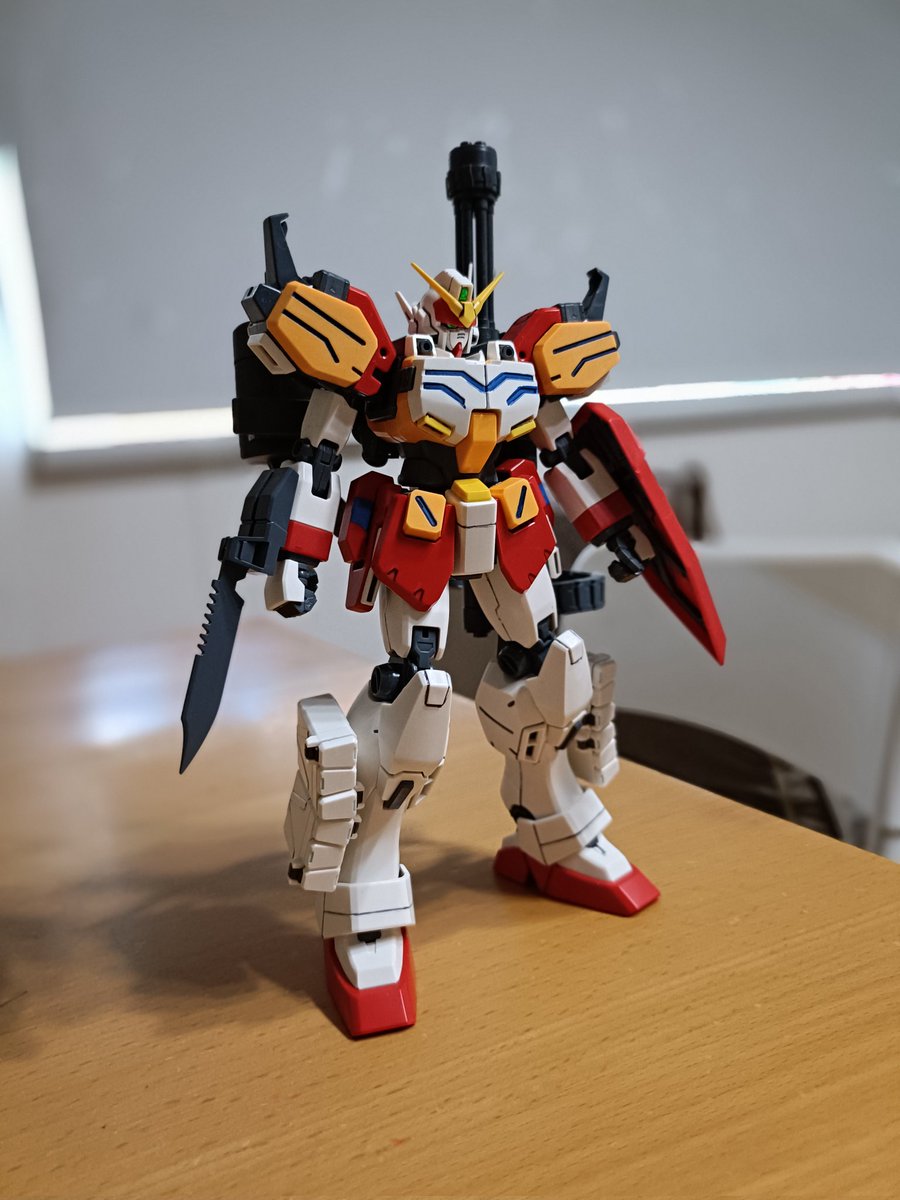 pickrocks1985's tweet photo. 前に完成したMGヘビーアームズ

次男にスミ入れとか部分塗装とかしてもらった☺️

＃ガンプラ
#ガンプラ好きと繋がりたい 
#ガンダムW https://t.co/RFGz0w07ol