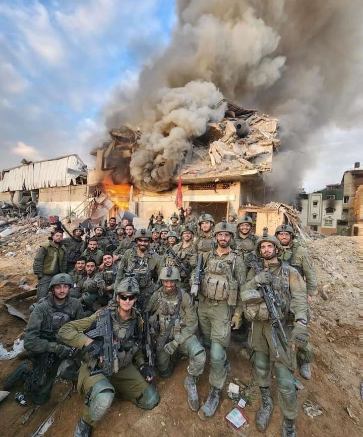 zion_abutbul's tweet image. Good morning my heroes ☀️🇮🇱🫡🪖 bless us as we keep off military zones 💪#IDFHeroes #syriandevelopmentfund #USAsupport