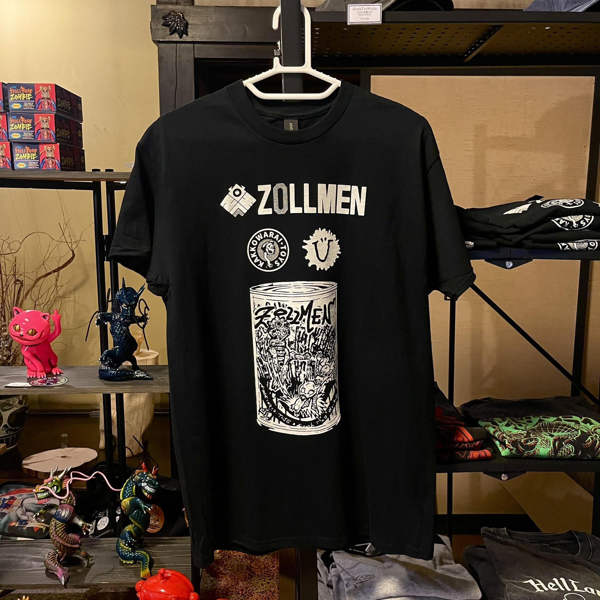 かっこわらい 雑貨店 かっこわらい雑貨店（笑）」発!!ホラー&カオスなアートソフビ