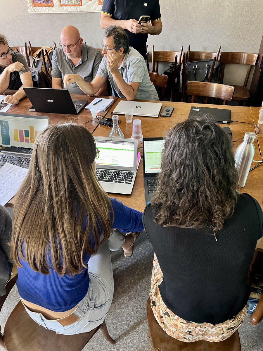 cci_paca's tweet photo. En ce moment à Villeneuve (04) 🔵 
14 #entreprises engagées depuis mai dans le parcours #ZeroCarbone #Montagne travaillent sur leur plan d’actions et créent des synergies
📌🔀 ✅ 2e séminaire de l’accompagnement #ReseauCCI @MaRegionSud @ClusterMontagne @GRDF
 🔜 horizon #JO2030 https://t.co/gylOD8Hc7W