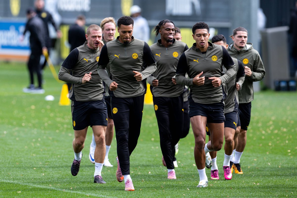 🚨 Eure Fragen für den Podcast 🚨

Endlich geht die #ChampionsLeague wieder los. Und wir versorgen euch natürlich mit einer neuen Podcast-Folge. Direkt nach der Ankunft aus Turin zeichnen <a href="/KevinPinnow/">Kevin Pinnow</a> und <a href="/JuergenKoers/">Jürgen Koers</a> auf - schreibt uns also eure Fragen in die Kommentare. 

Zum