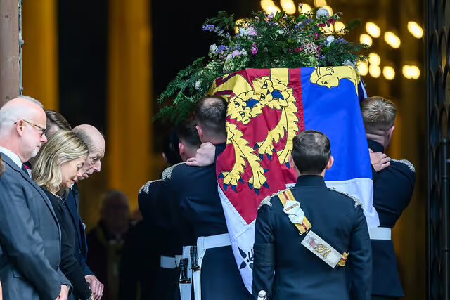 Marina Licht tweet media