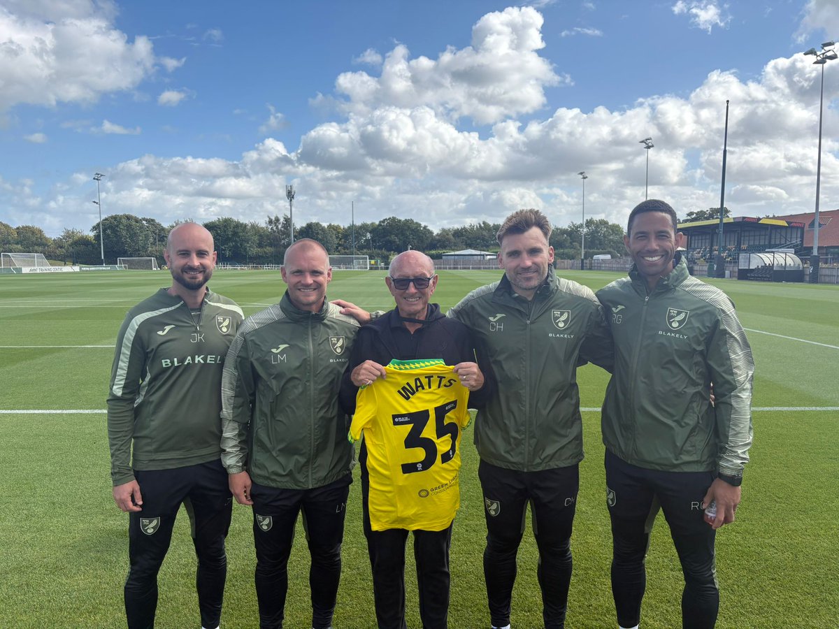 Norwich City Academy tweet media