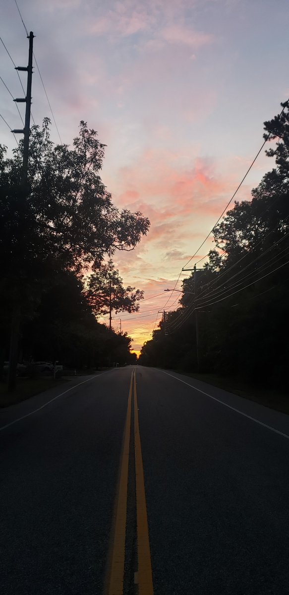 Only a few days left for summer sunrises! <a href="/hoffmanrich/">RichHoffmanWeather</a> <a href="/LorinOnTV/">Lorin Richardson</a> <a href="/SamanthaAugeri/">Samantha Augeri</a> <a href="/GarofaloWX/">Meredith Garofalo</a> <a href="/danibeckstrom/">Dani Beckstrom</a> <a href="/StormHour/">#StormHour</a> <a href="/DiscoverLINY/">Discover Long Island</a> @geo