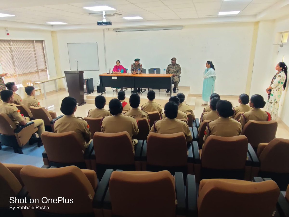 FCRIHyderabad's tweet photo. Honored to host the visit of the NCC Commanding Officer (CO), 5 Telangana Battalion, Hyderabad Group, at FCRI. A proud moment of interaction and inspiration for our students.
#FCRI #NCC #DisciplineAndService https://t.co/B0hghWo31u
