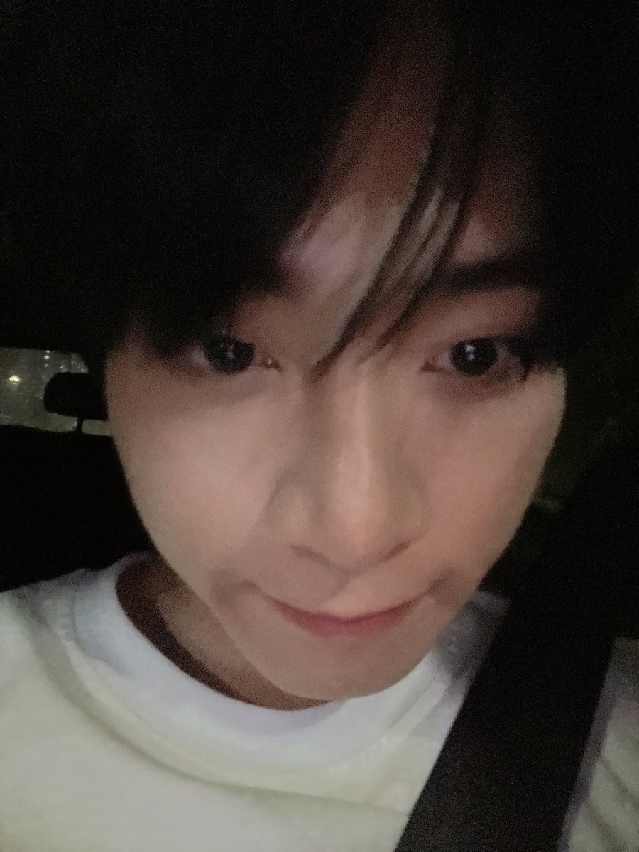 bhm__qq's tweet photo. 솔직히 말해.
너 코코볼이야 ? https://t.co/kgJ334n80z