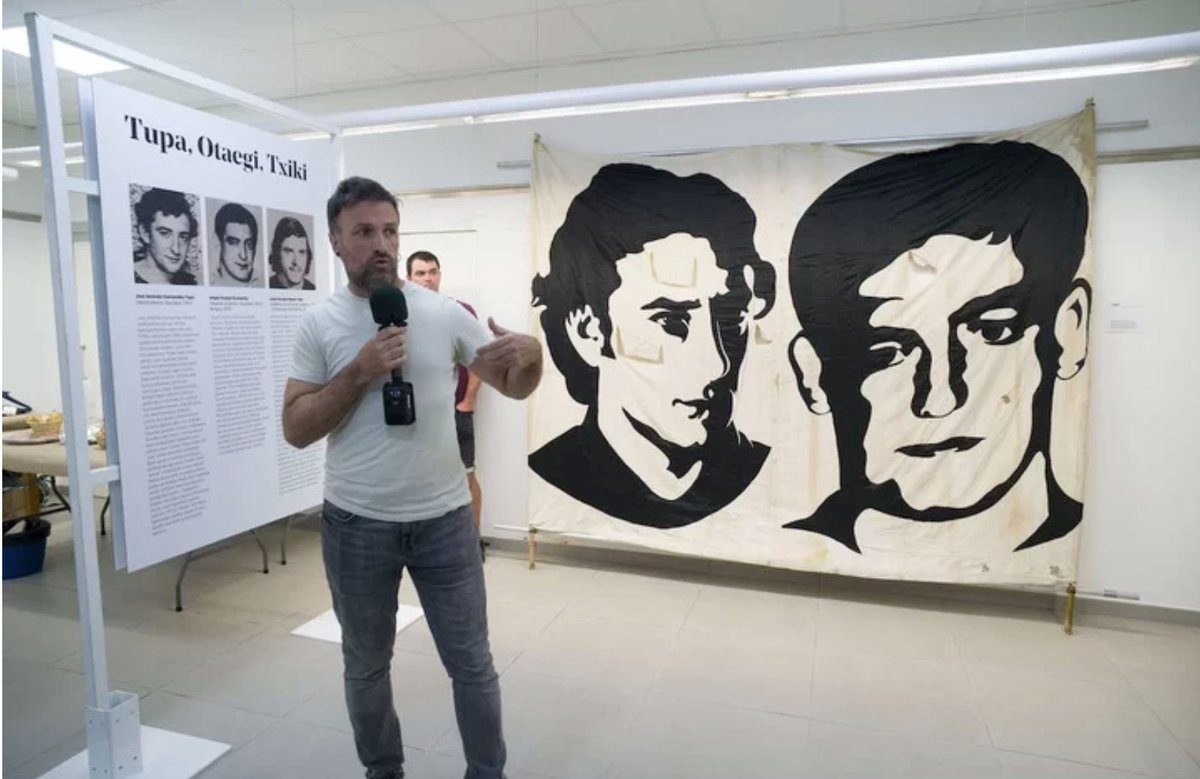 naiz_info's tweet photo. El Ayuntamiento de Zarautz deniega locales municipales a la exposición sobre Txiki y Otaegi
https://t.co/NlCnby2iaQ https://t.co/FDHmTw0A3M