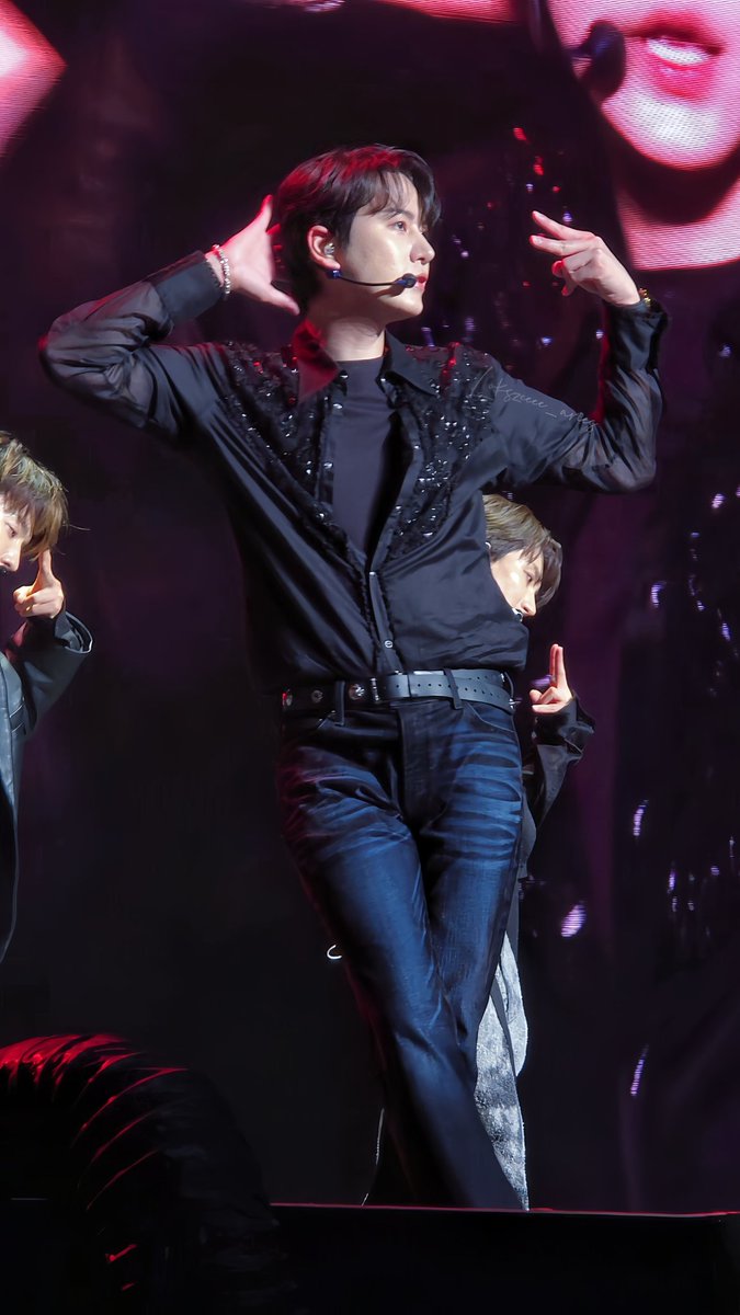 20250906 Super Junior 20th Anniversary Tour <SUPER SHOW 10> in Hong Kong - Day 2

귀여운 뀨 

#superjunior #슈퍼주니어 #supershow10 #슈퍼쇼10 #supershow10inhongkong #gyuhyun #조규현