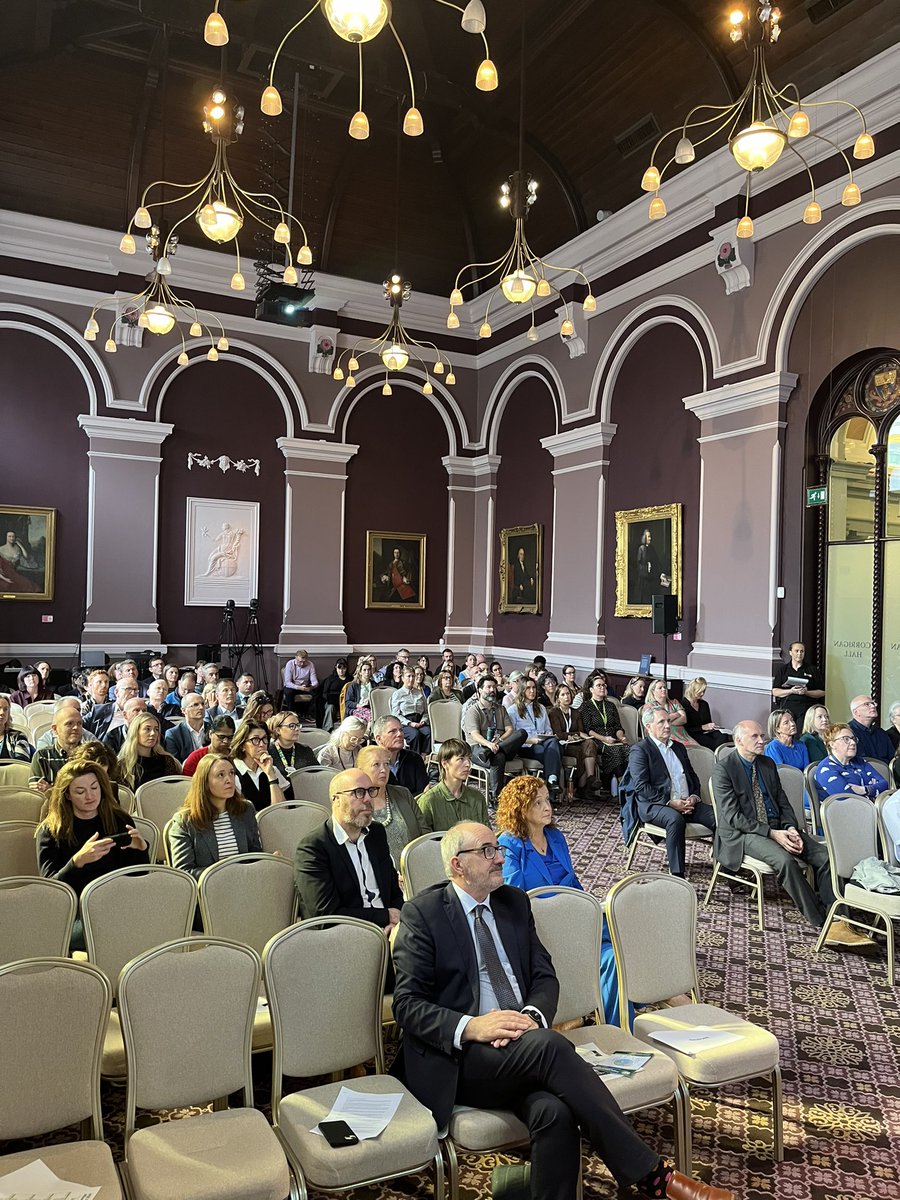 ClimHealthIre's tweet image. Prof Seamus O’Reilly presenting to a full room the devastating impact of plastic on the environment and cancer care.
#ClimateHealth – The Time is Now
@HSELive @ClimHealthIre @ProgrammeSpark @crowley_philip @RoisinQI
