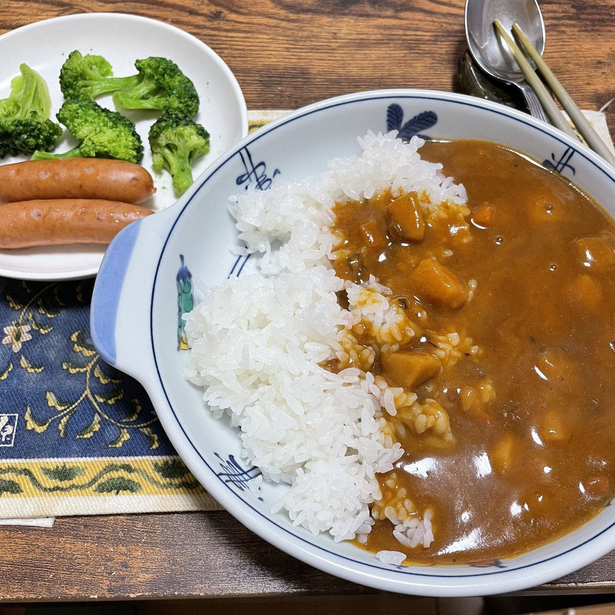 #3good 9/16 暑さ戻った（らしい）火曜日

🎗在宅勤務日、過去経緯のレクチャーを受けたりした

🎗️お昼はレトルトカレー🍛

🎗️週末に少々贅沢しすぎたので…今夜は質素な居酒屋メニュー的なもので🍺