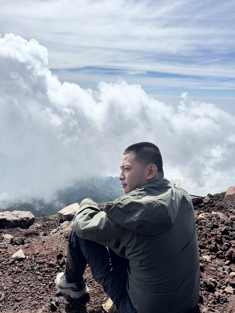 Menuju atap Jateng. Eh ketemu mas yg satu kereta kemarin