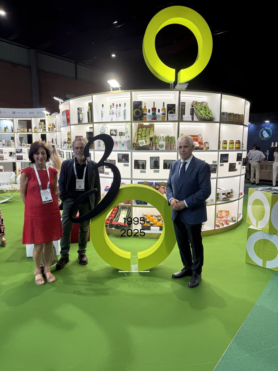 😋😋Desayuno saludable con productos de origen cooperativo: AOVE de <a href="/oleoestepa/">Oleoestepa</a>, #aguacate de <a href="/fTROPS/">TROPS</a>, #quesos de <a href="/corsevilla_/">CorSevilla</a> y lácteos dd <a href="/LecheValeme/">Váleme</a>. Miel de @Sierras Andaluzas en el Stande #coopsAgroAND en <a href="/autenticafest/">Auténtica Premium Food</a> 

Con <a href="/saludand/">Consejería de Salud y Consumo</a>