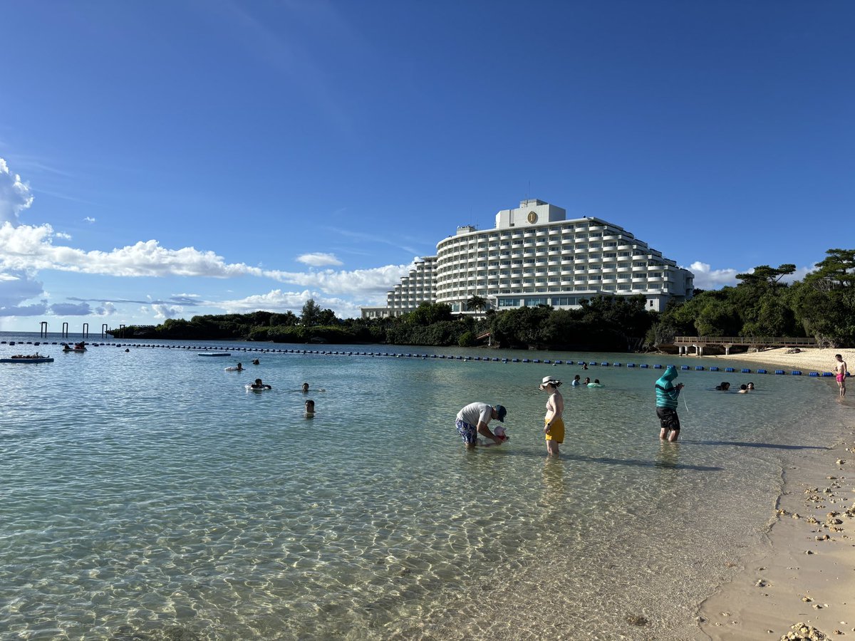 mimamimalog's tweet photo. 夫婦旅行から帰ってきました
念願のインターコン万座
こういう生活が頻繁にできたらなと思います https://t.co/hztvaILXkd
