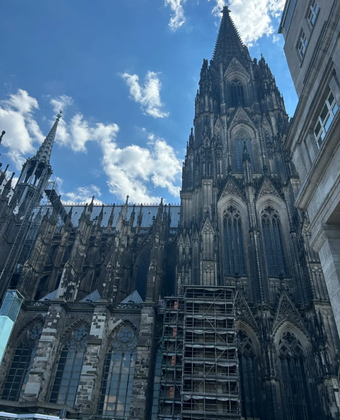 vimo1989's tweet photo. Leisure Cologne Cathedral 🏰Germany Free Travel #travelaroundtheworld #everythingisgood #life #love #freeday https://t.co/E1qxz44oxL
