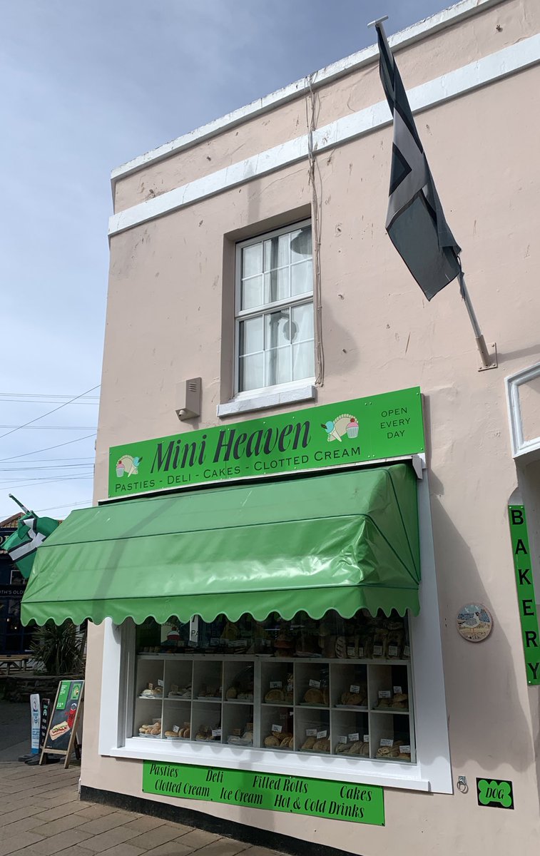 Sarah McIntyre tweet media