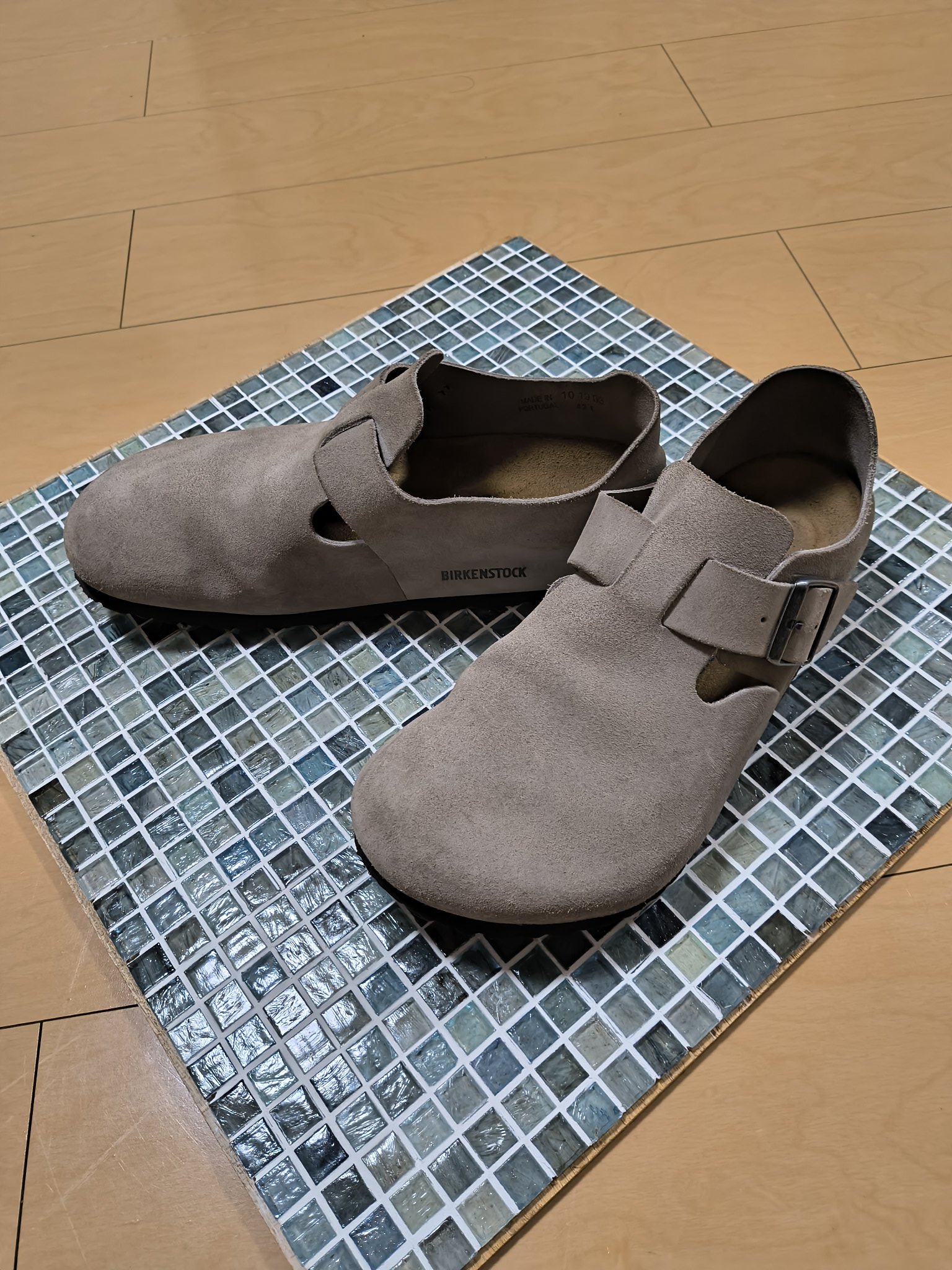 ビルケンシュトック - Search / X