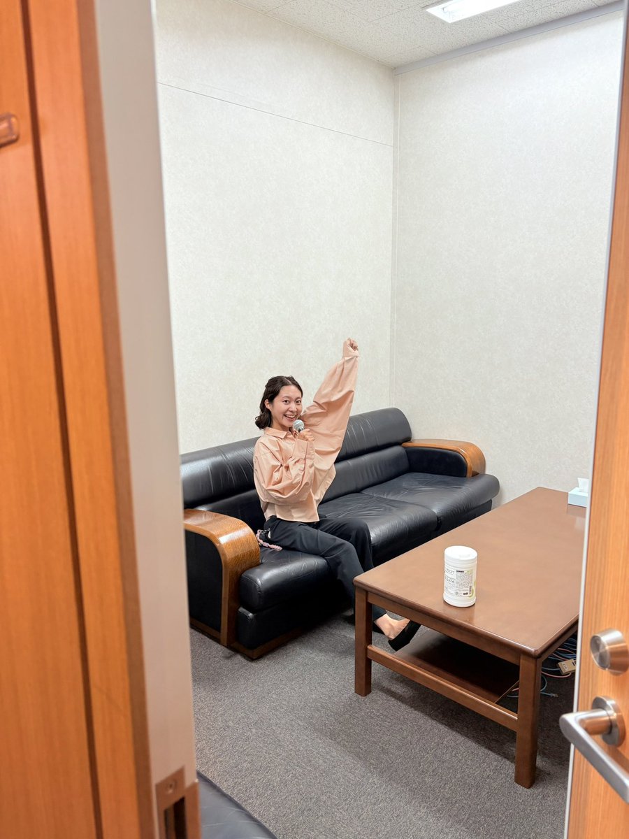 mu___tan13's tweet image. わ！見られた！😳
↓
みーたーなー😶

の写真でした。笑
今日も #リフト お聴きいただきありがとうございました！